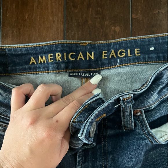 AMERICAN EAGLE Ripped Skinny Jeans - Picture 4 of 5
